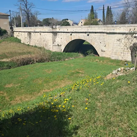 Proche De L Ardeche 펜션