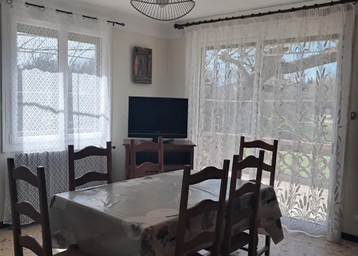 Proche De L Ardeche Saint-Paulet-de-Caisson